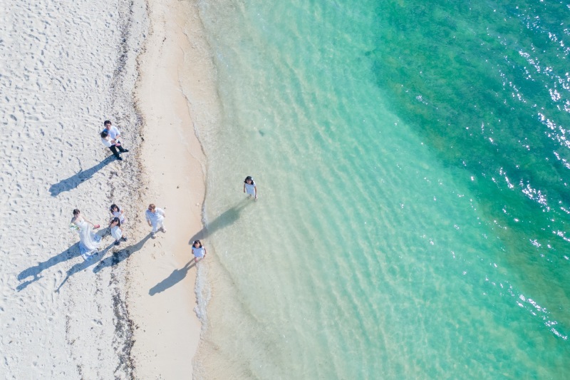 家族みんなで幸せいっぱい!沖縄フォトウェディング
