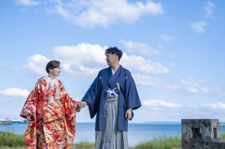 【和装でもロケーションフォトが撮れる!?】よくばり沖縄フォトウェディング