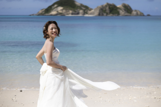 12月は、ドレスのアップグレード料金が1着無料です♪