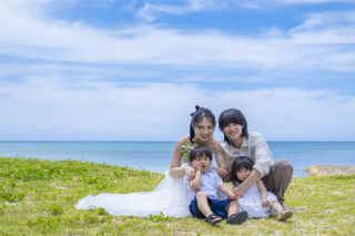ご家族一緒に沖縄フォトウェディング♪