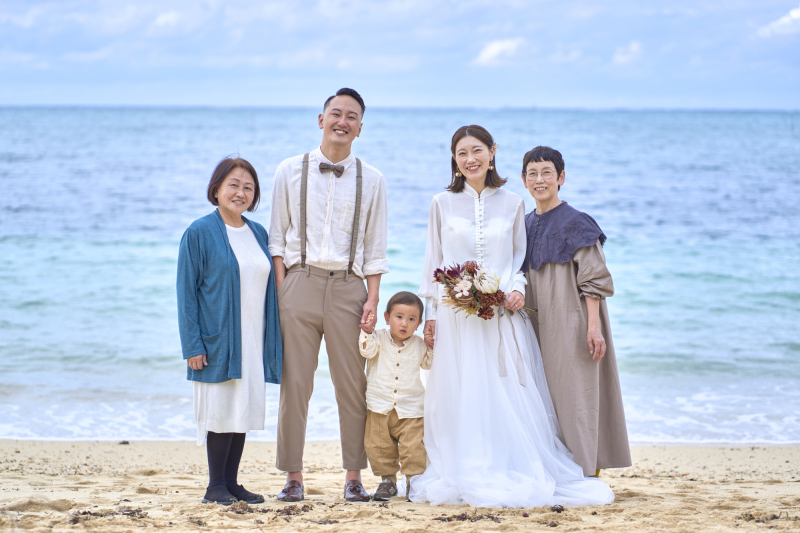 お子様も一緒に沖縄フォトウェディング撮影✨