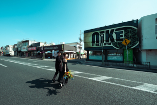 オールドアメリカンな雰囲気がかっこいい。。。おしゃれな沖縄フォトウェディング♪