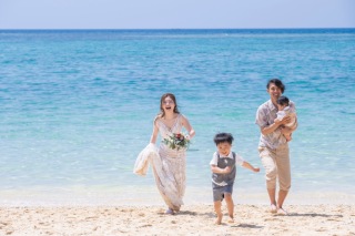 家族で叶えるフォトウェディング♪