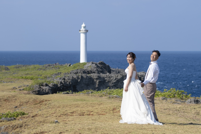 大好評!モニタープランのトレーラーで沖縄を旅するフォトウェディングツアー♪