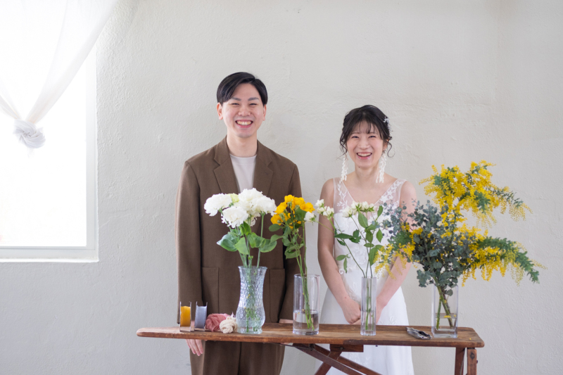 沖縄フォトウェディングで生花のブーケはいかがでしょう?