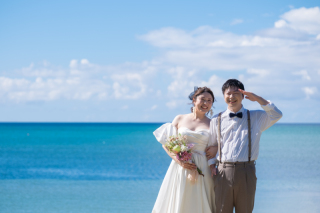 笑顔で迎える沖縄フォトウェディング！
