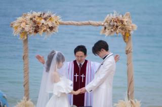 お二人らしい結婚式をプロデュースします。