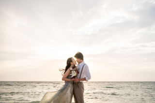 沖縄フォトウェディングでヘアチェンジをすると雰囲気がガラリと変わるよ♪