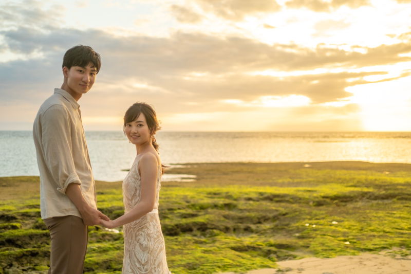 ドラマチックなサンセットが叶う、沖縄フォトウェディングMプランの魅力♪