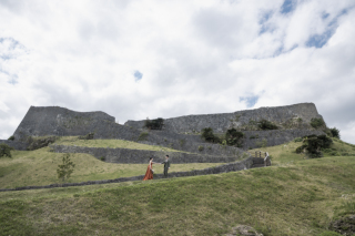 【沖縄フォトウェディング】世界遺産・勝連城で撮影してきました!