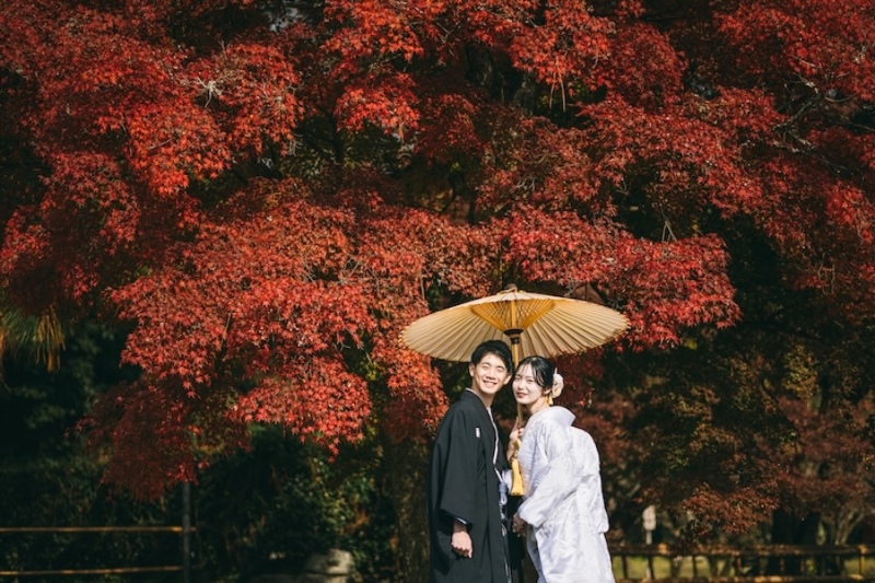 和を感じる京都の紅葉前撮りをお得に(^○^)