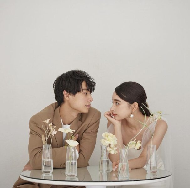【2023年 新年の結婚報告に!】結婚報告の写真はaimで