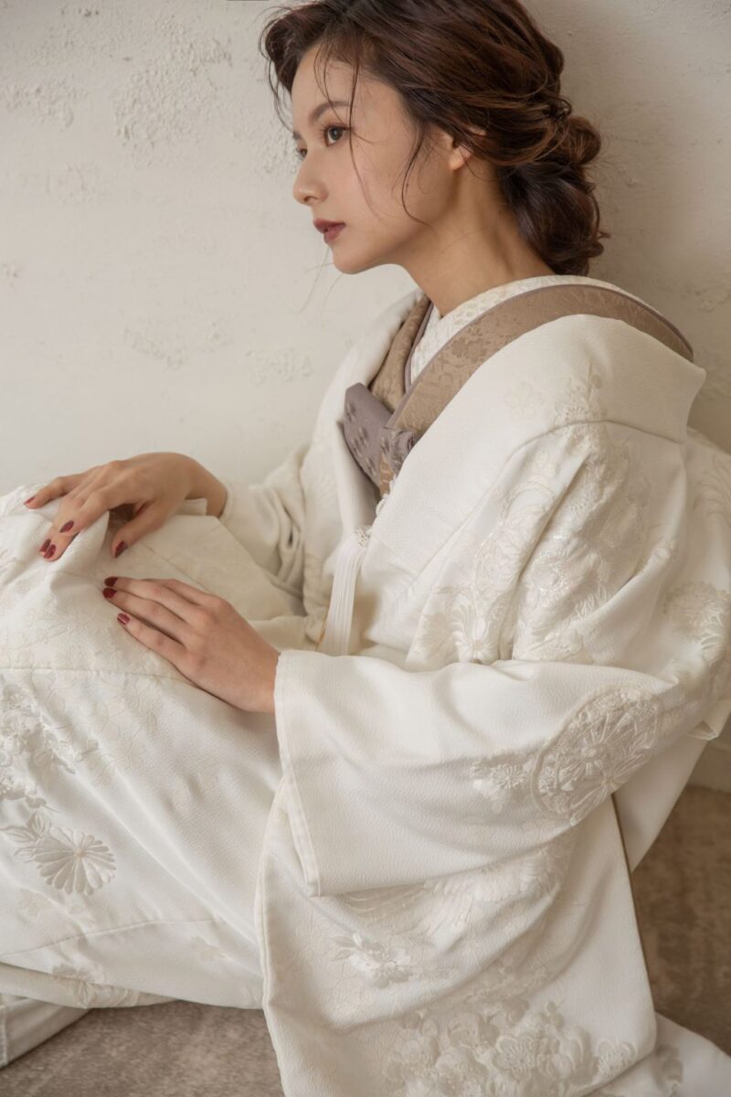 幅広い世代に!フォトウェディングならではのヘアスタイル〜シニヨン編〜