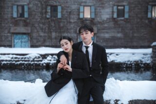 【冬ロケご予約受付中】観光スポット小樽運河でのクラシカルなロケーションフォト