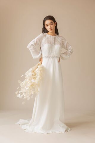 プレ花嫁必見！体型カバーもしっかり出来るaimのスタイルアップドレスの紹介