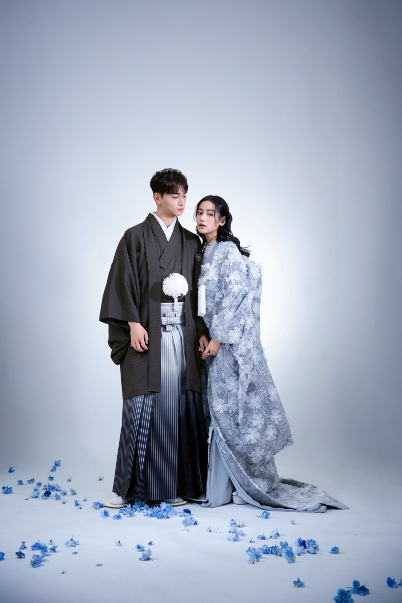 旬のレース打掛に新作が入荷。上品で洗練された最新ウェディングフォト