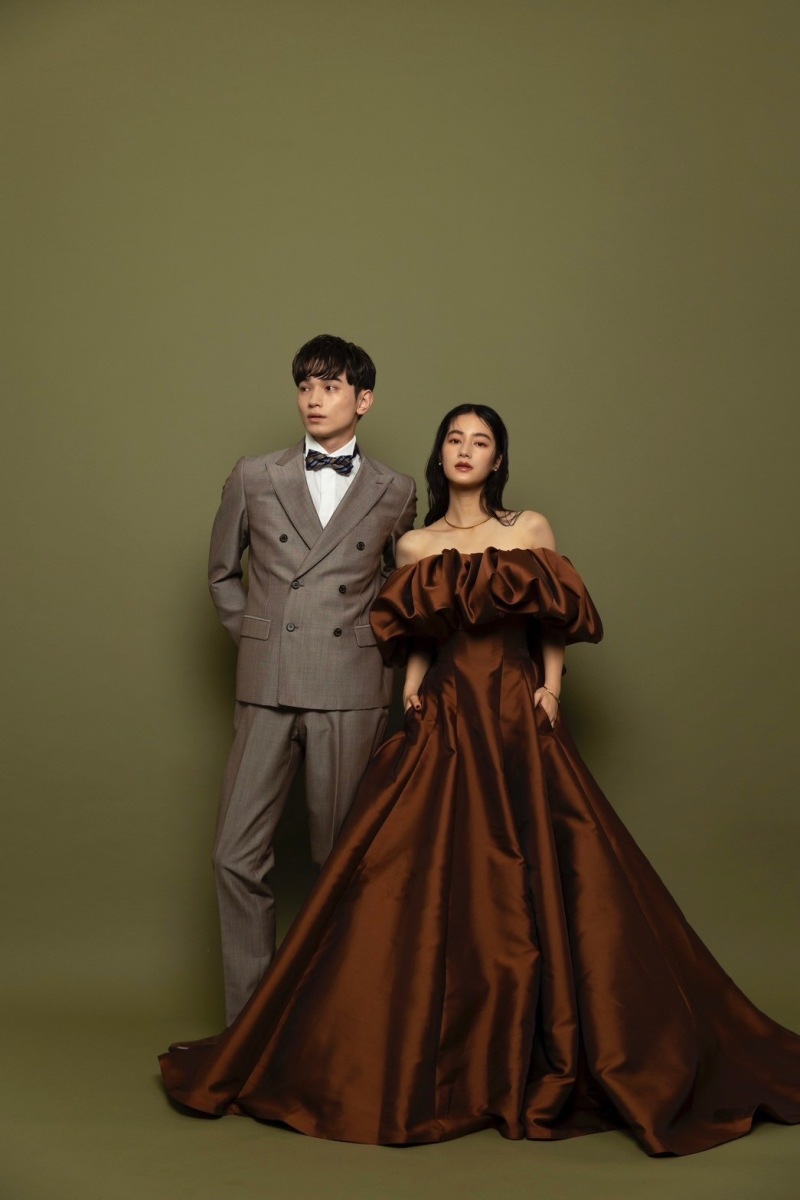 ラグジュアリーな豪華特典♡アクセサリー無料＆トレンド着放題が半額に！