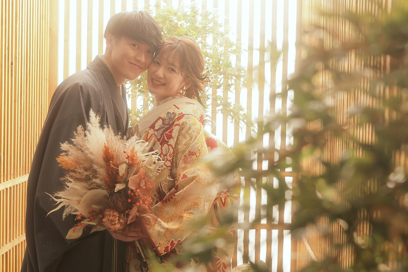 【CLASSY LINE】のお衣装に合うヘアセット&メイクをご紹介!