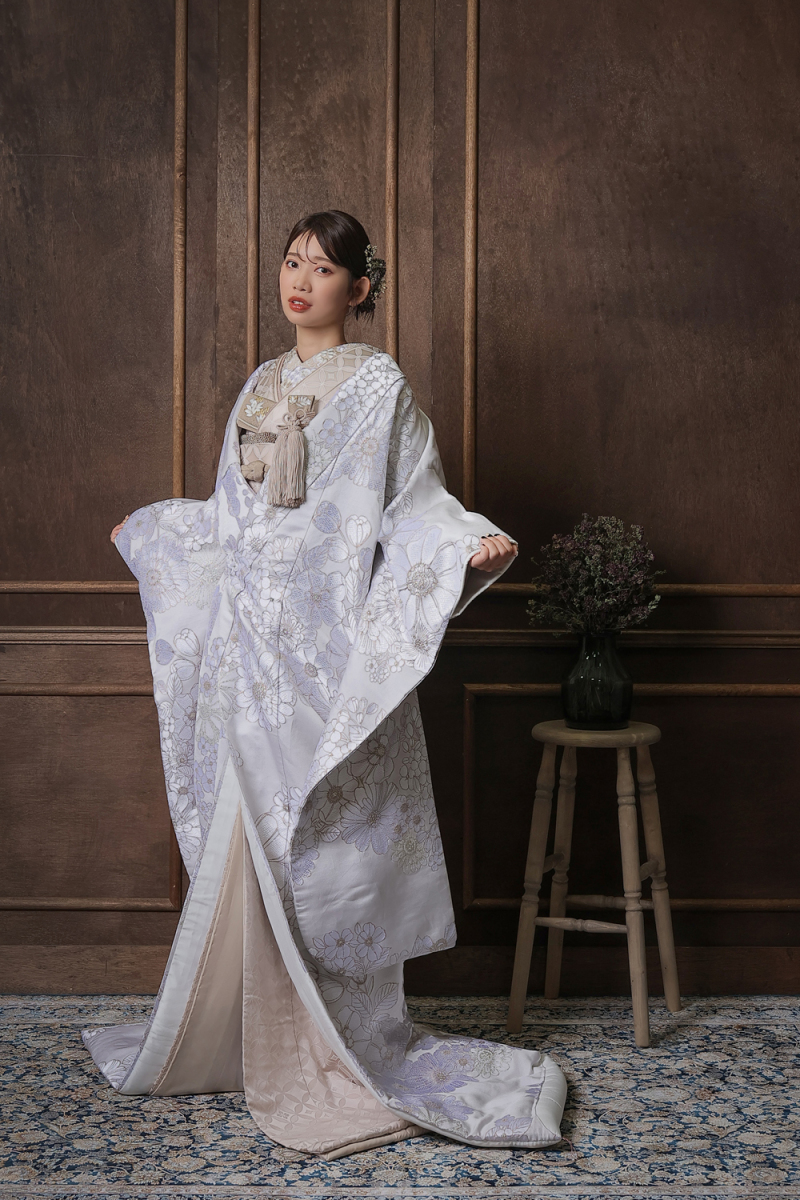 Classy Lineに新作の白無垢・カラードレスが入荷!