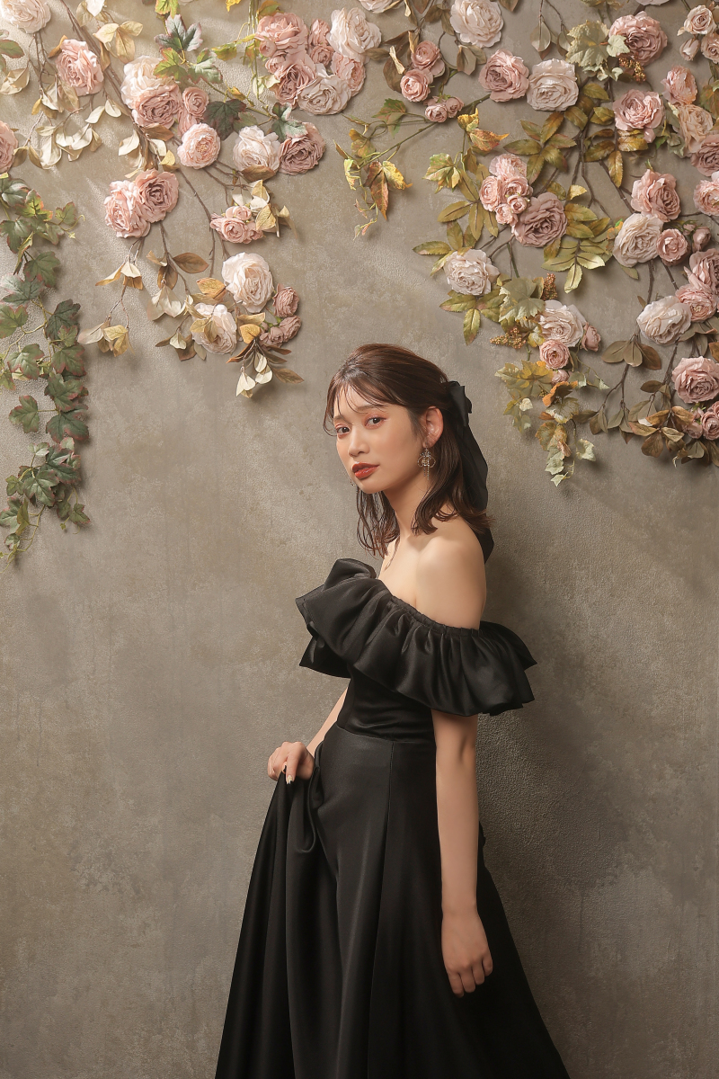 【CLASSY LINE】のお衣装に合うヘアセット&メイクをご紹介!