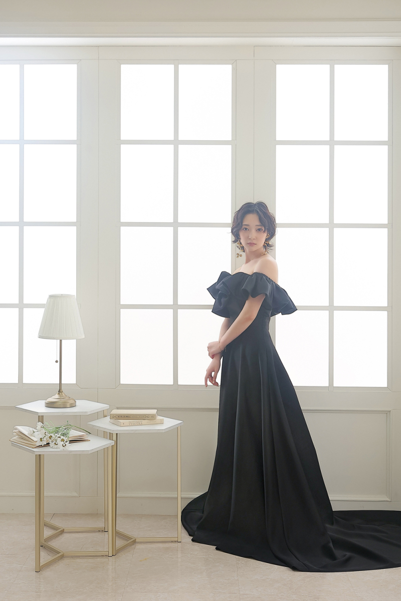 【CLASSY LINE】のお衣装に合うヘアセット&メイクをご紹介!
