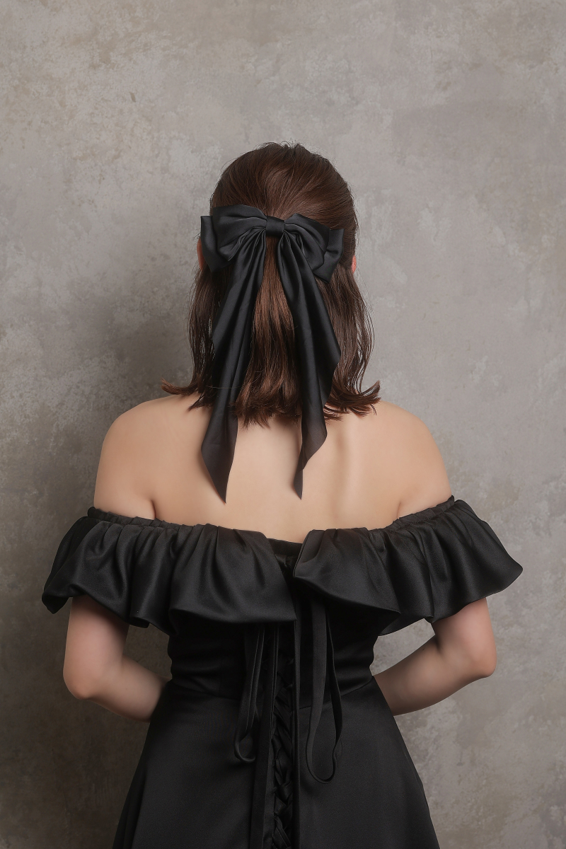 【CLASSY LINE】のお衣装に合うヘアセット&メイクをご紹介!
