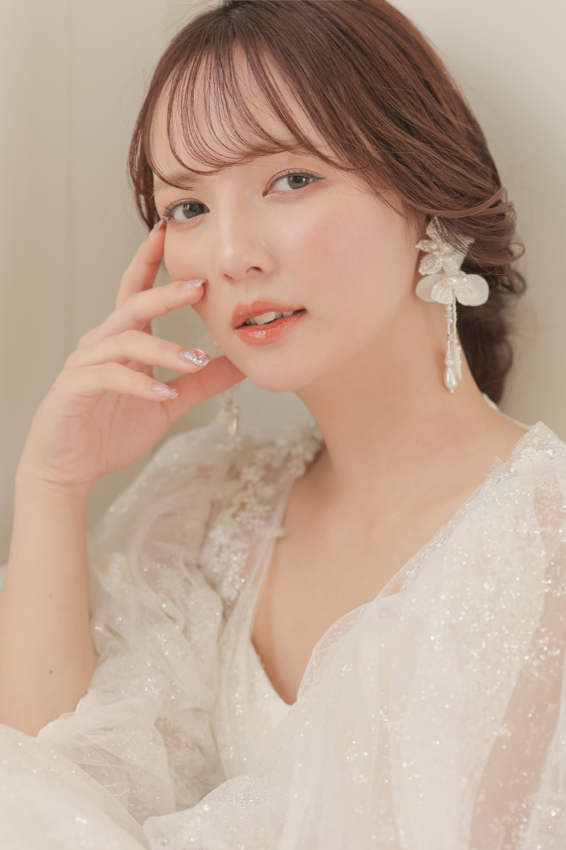 【CLASSY LINE】のお衣装に合うヘアセット＆メイクをご紹介！