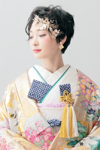 ショートヘアでも花嫁スタイルで