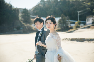 伊豆の美しい海でのウェディングフォトなら。