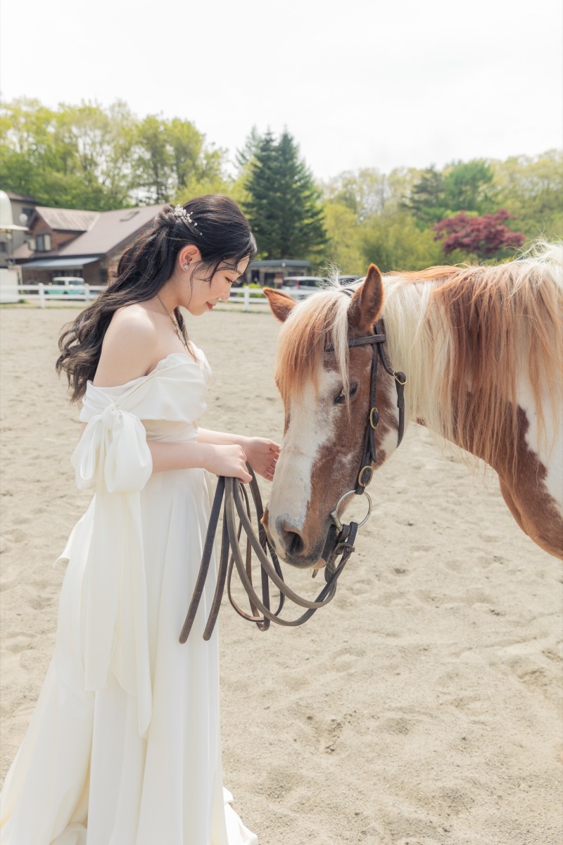 初夏〜秋 お馬さんに乗って撮影できる乗馬ウェディングフォト
