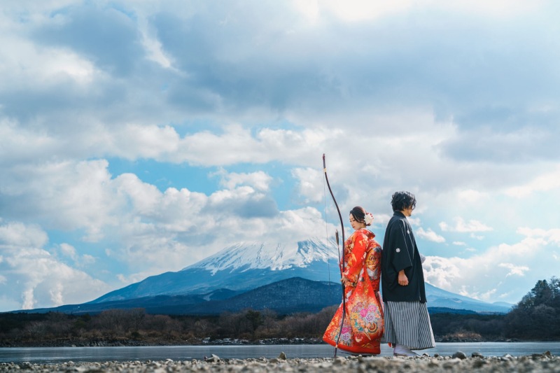 積雪の美しい冬の富士山ロケーションフォト