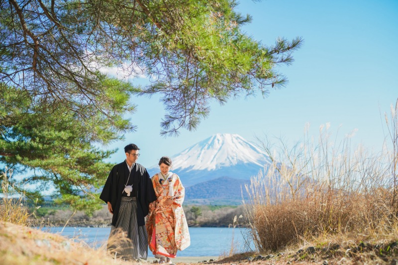 3月までの雪化粧の富士山周遊ロケーションフォト