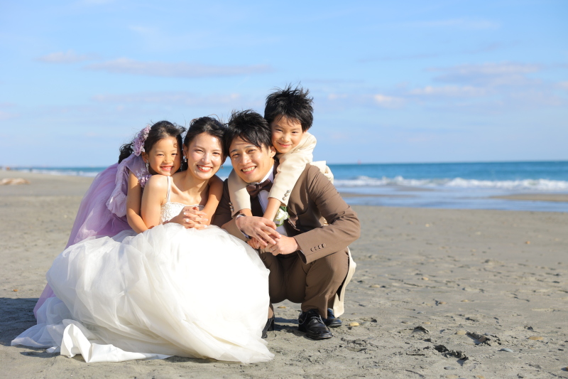 色々なカタチの家族とのウェディングフォト
