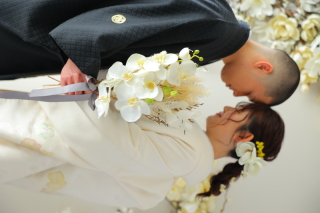 和装でのヘアメイク　