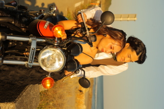 思い出を乗せたバイクとのウェディングフォト