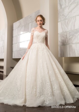 人気ウエディングドレスをご紹介♡