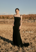 衣装の試着をしてみませんか♪