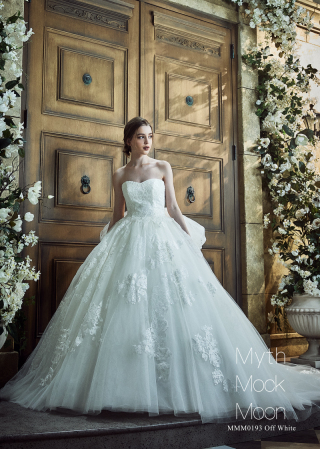 ★新作★【Myth Mock Moon】からウェディングドレス入荷しました！