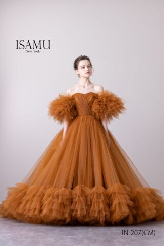 ★新作★【ISAMUMORITA】からカラードレス入荷しました！！