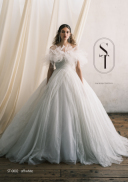  ★新作★【SACHIKO TSUTSUI】からウェディングドレス入荷しました！