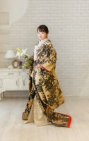 日本庭園でロケーション撮影できる和装のウエディング撮影はいかがでしょうか☆