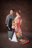 ぎゅっと寄り添って♪笑顔満開の和装ウエディング