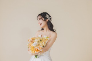 シンプルな背景でも