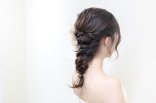 ミディアム　ヘアアレンジ