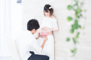 マタニティフォトのご紹介♪ベリーペイント編