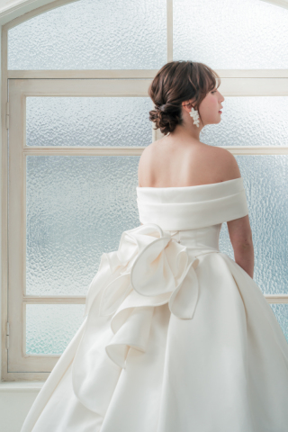 ＼新作入荷のご案内／