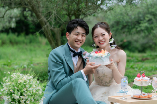 オリーブ園でピクニック