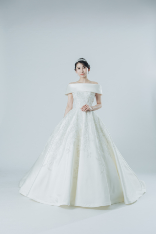 ドレスのご紹介