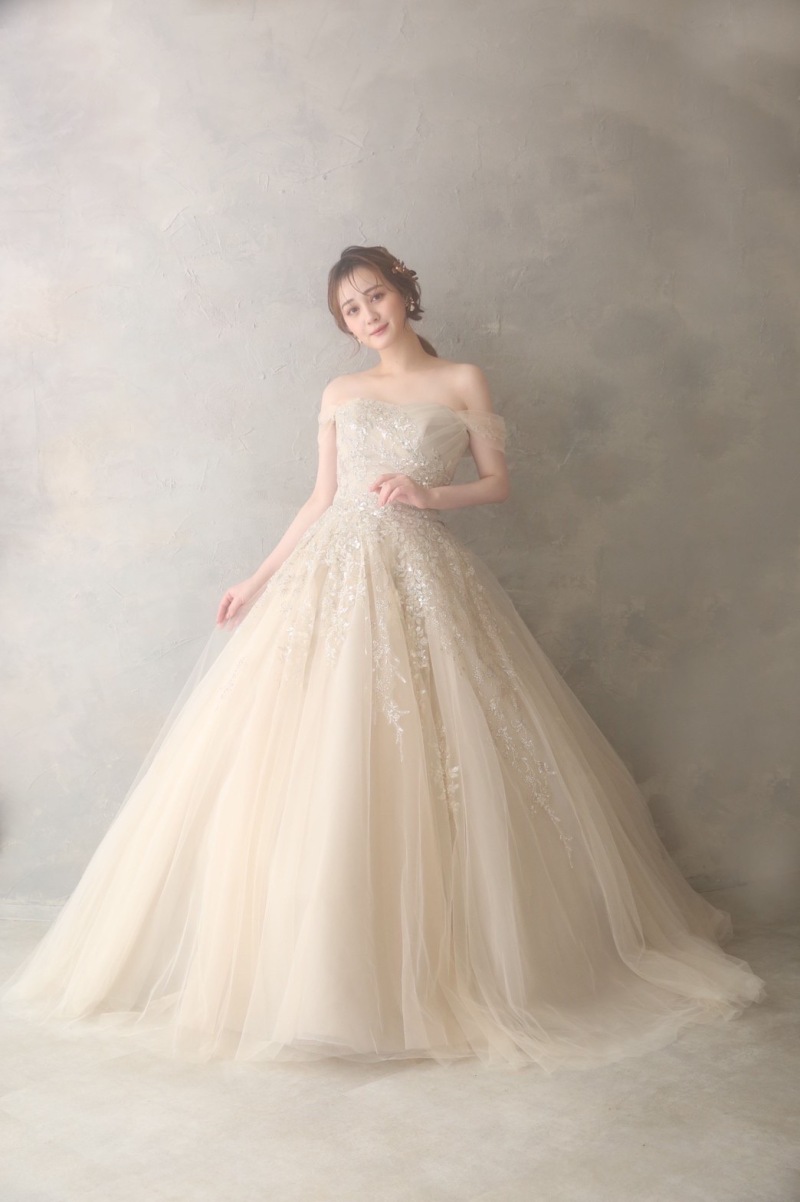 【Palette札幌中央店】最新作衣装レポート♡ドレス展示会も開催決定!!