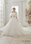 【新作衣装】夏らしい最新ウェディングドレスを入荷